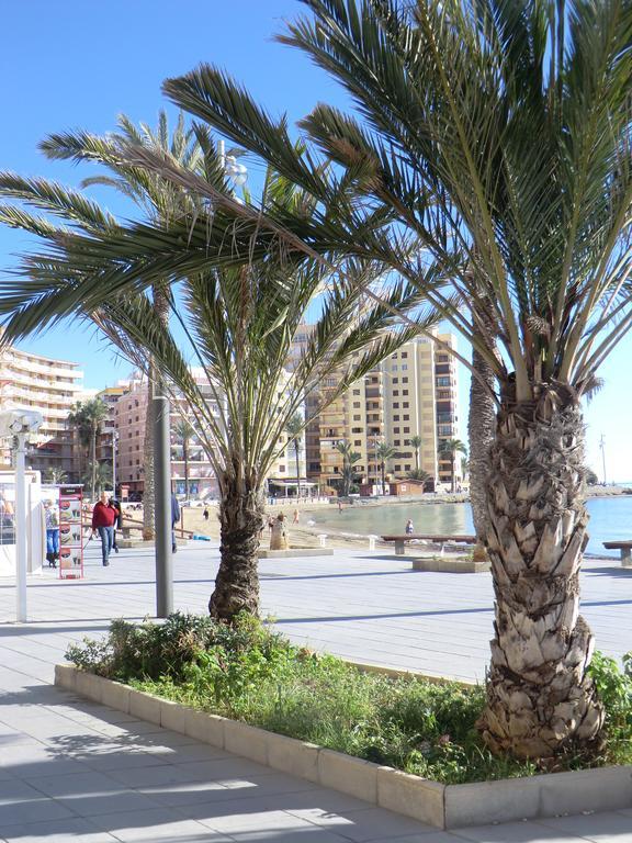 Casas Holiday - Playa Del Cura 2 Torrevieja Ruang foto